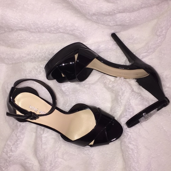 ‼️SOLD‼️ - Picture 2 of 5